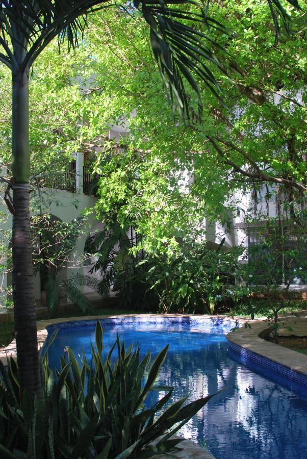 Alexanders Hotel Dar es Salaam Extérieur photo