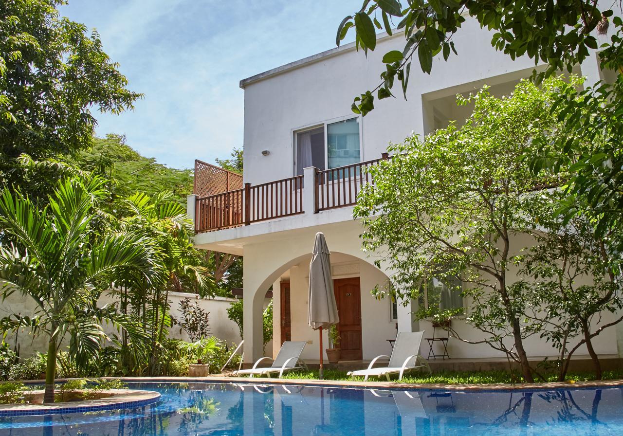 Alexanders Hotel Dar es Salaam Extérieur photo